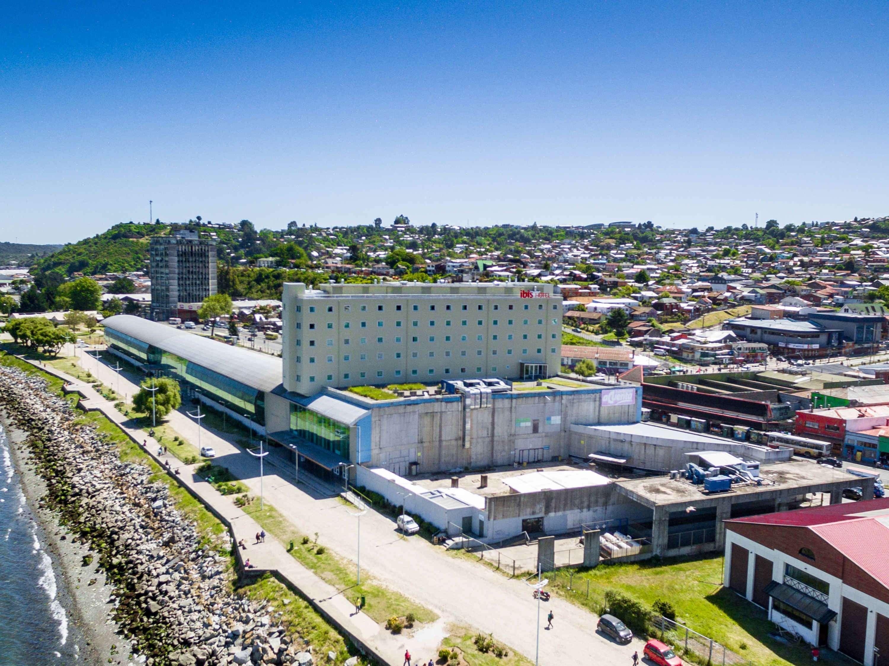 Ibis Puerto Montt Hotel Exterior photo